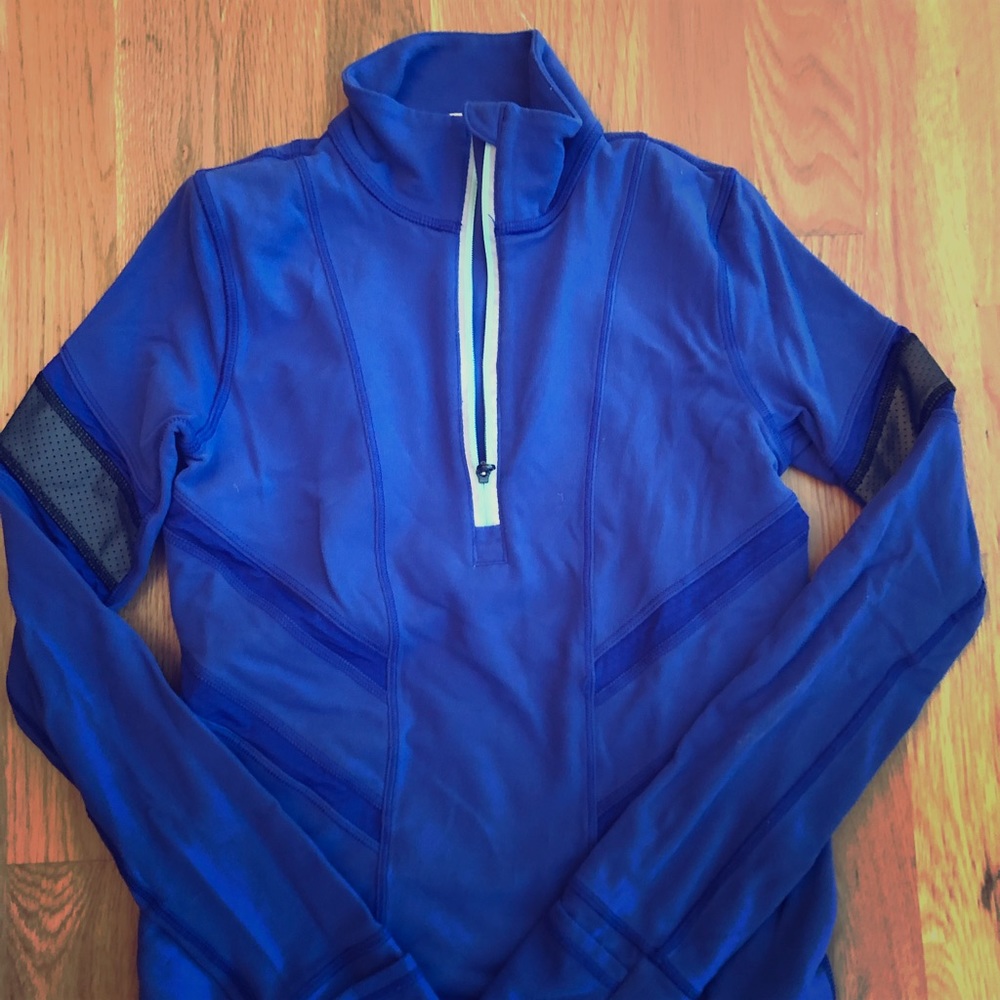 Ivivva pullover size 10